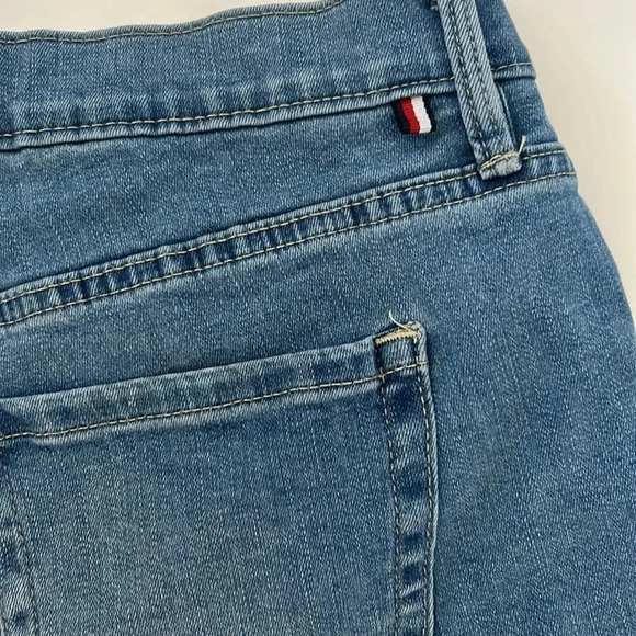 Tommy Hilfiger Jean shorts size 10 denim high waisted shorts - Picture 4 of 6